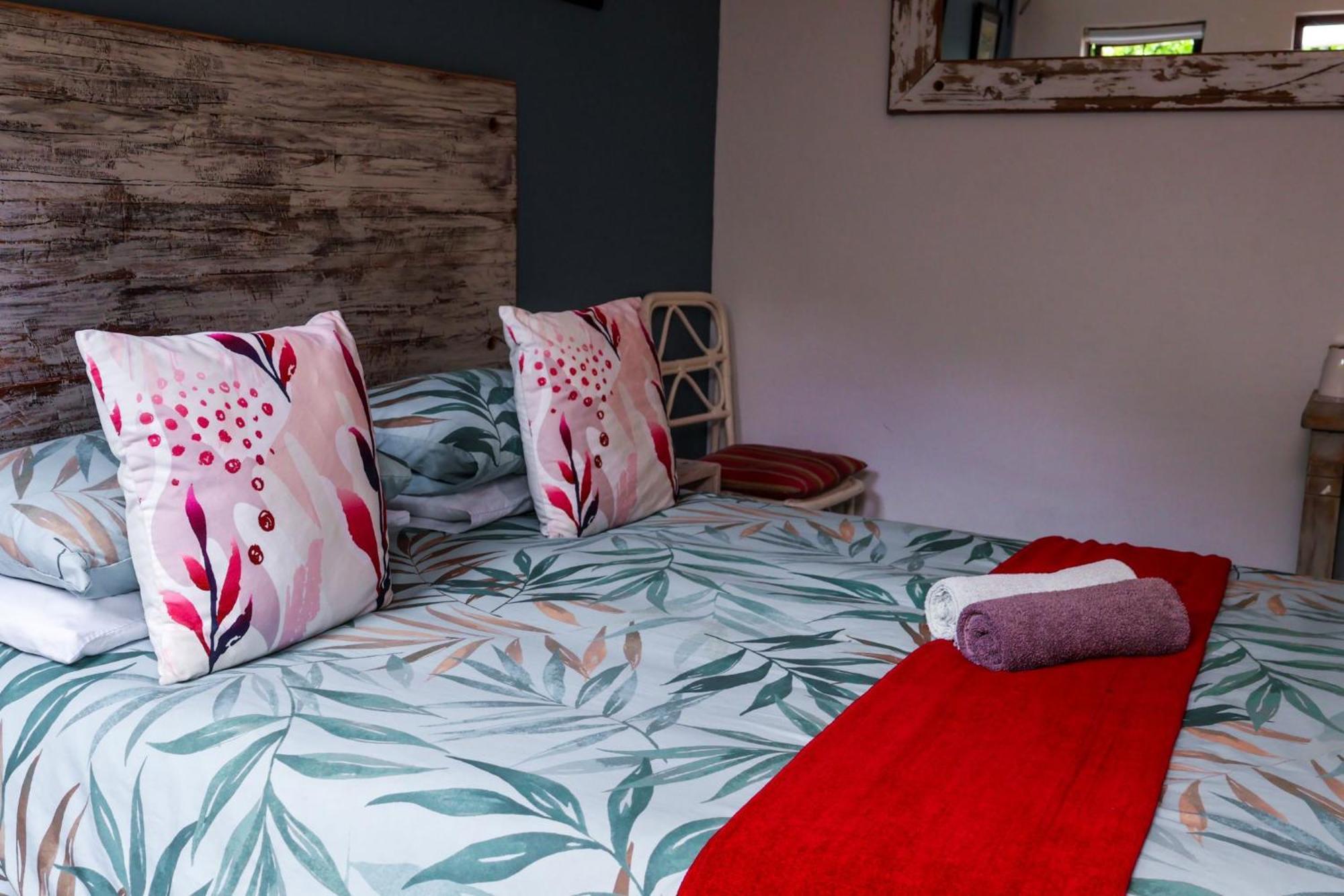 Hermanus Backpackers & Budget Accommodation エクステリア 写真