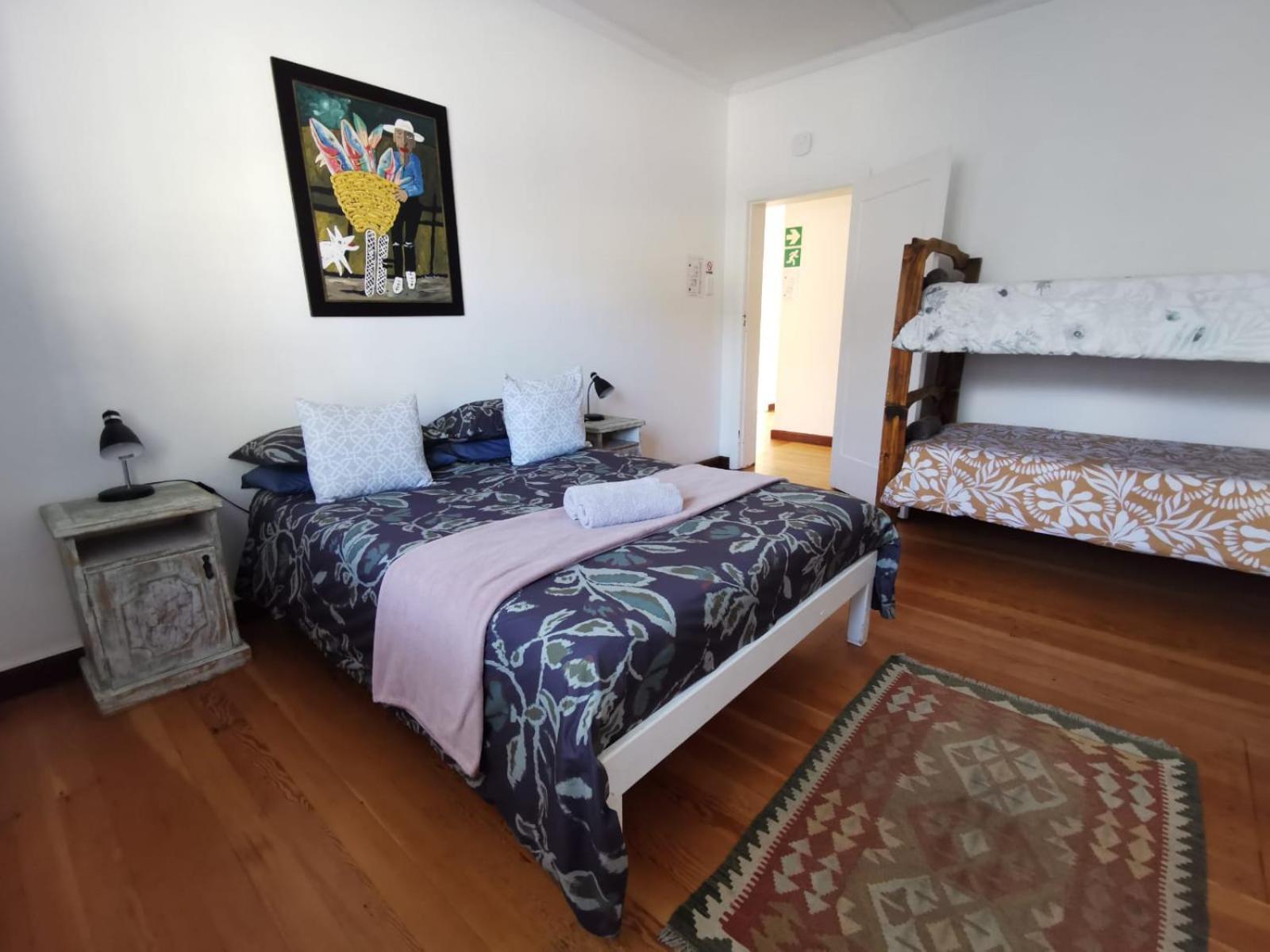 Hermanus Backpackers & Budget Accommodation エクステリア 写真